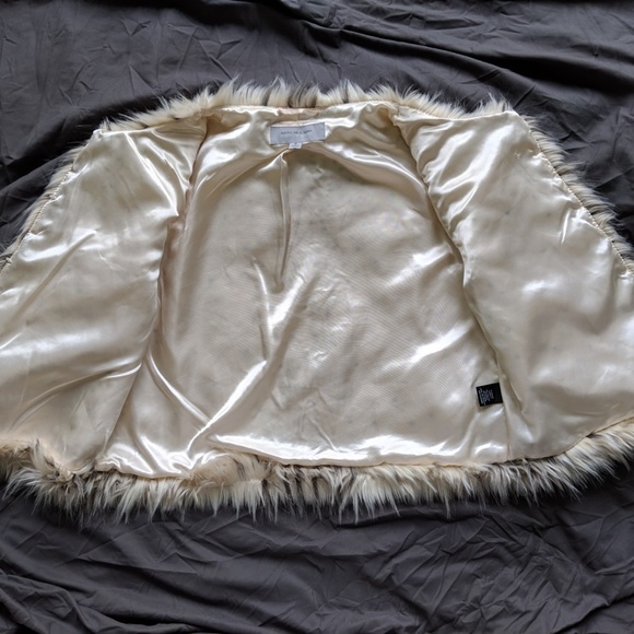 Andrew Marc Women's Faux Fur Coat - Picture 7 of 7